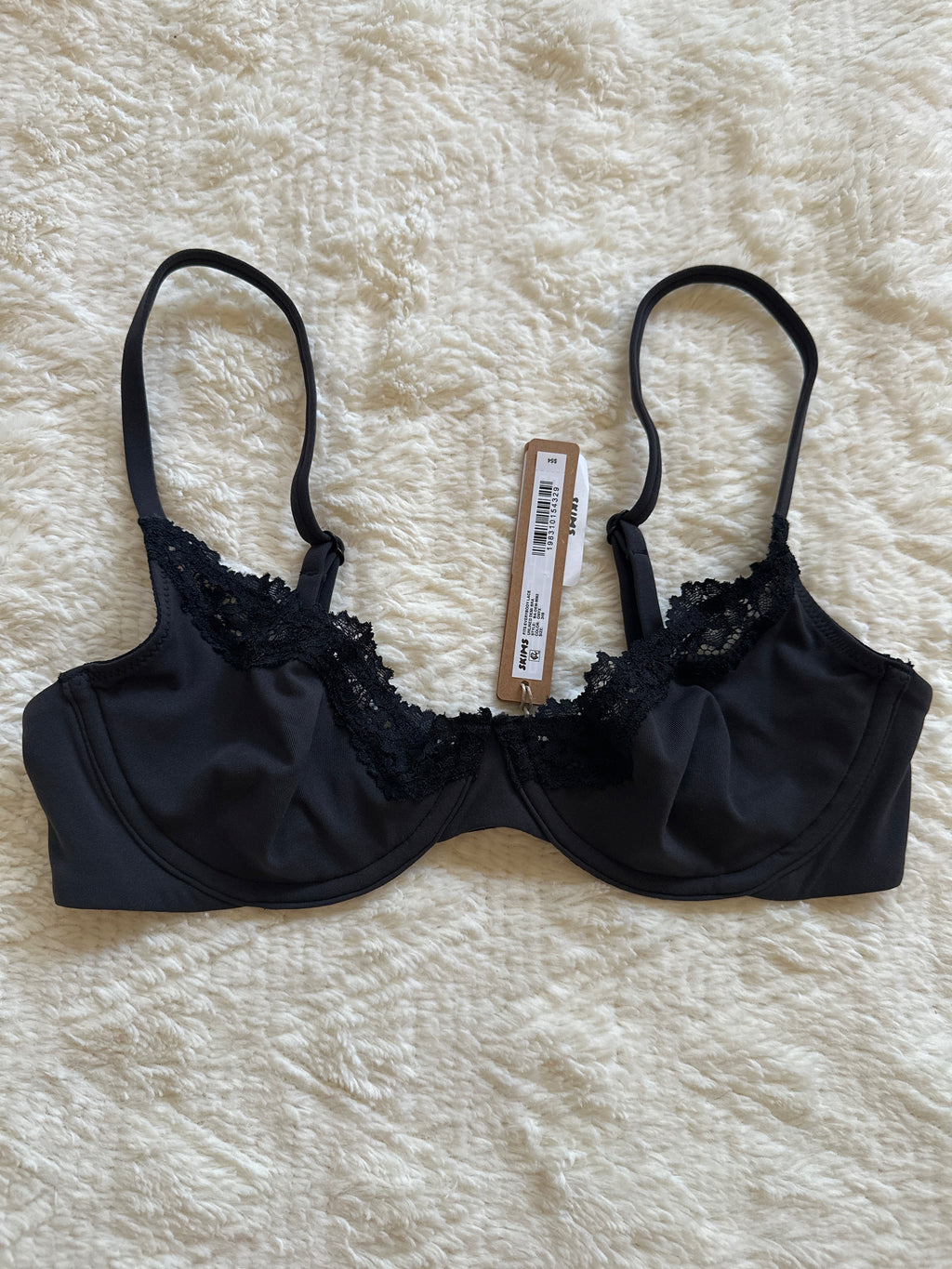 SKIMS Fits Everybody Lace Demi Bra